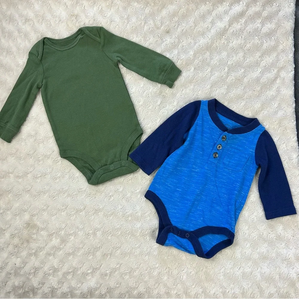 Baby Boy Bodysuit Shirt Bundle Size 0-3 Months Carter’s Cat & Jack